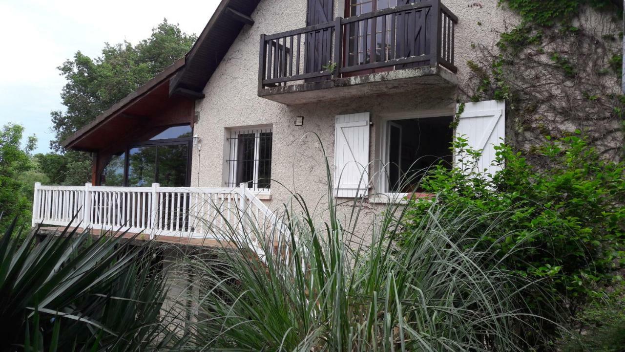B&B En Plein Coeur De La Foret Artiguelouve Esterno foto